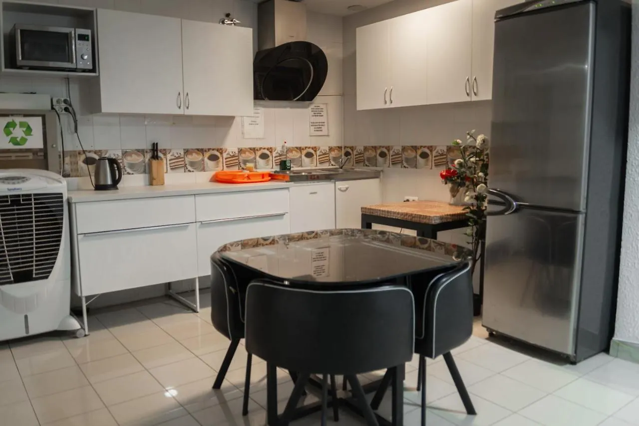 Guest house Hostal Ideal Badal Barcelona